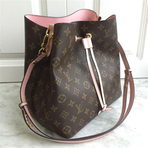 louis vuitton drawstring bag